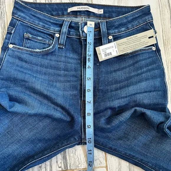 NWT Hudson Holly High Rise Sunrise Flare Jeans Size 23 (24x34) - Picture 9 of 15